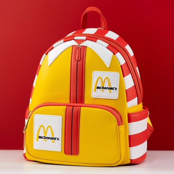 Lounge-fly & McDonalds Presents Ronald McDonald™ - Picture 13 of 15